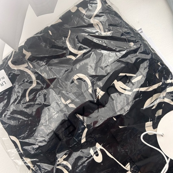 NWT - LUX Abstract Romper - Picture 11 of 12